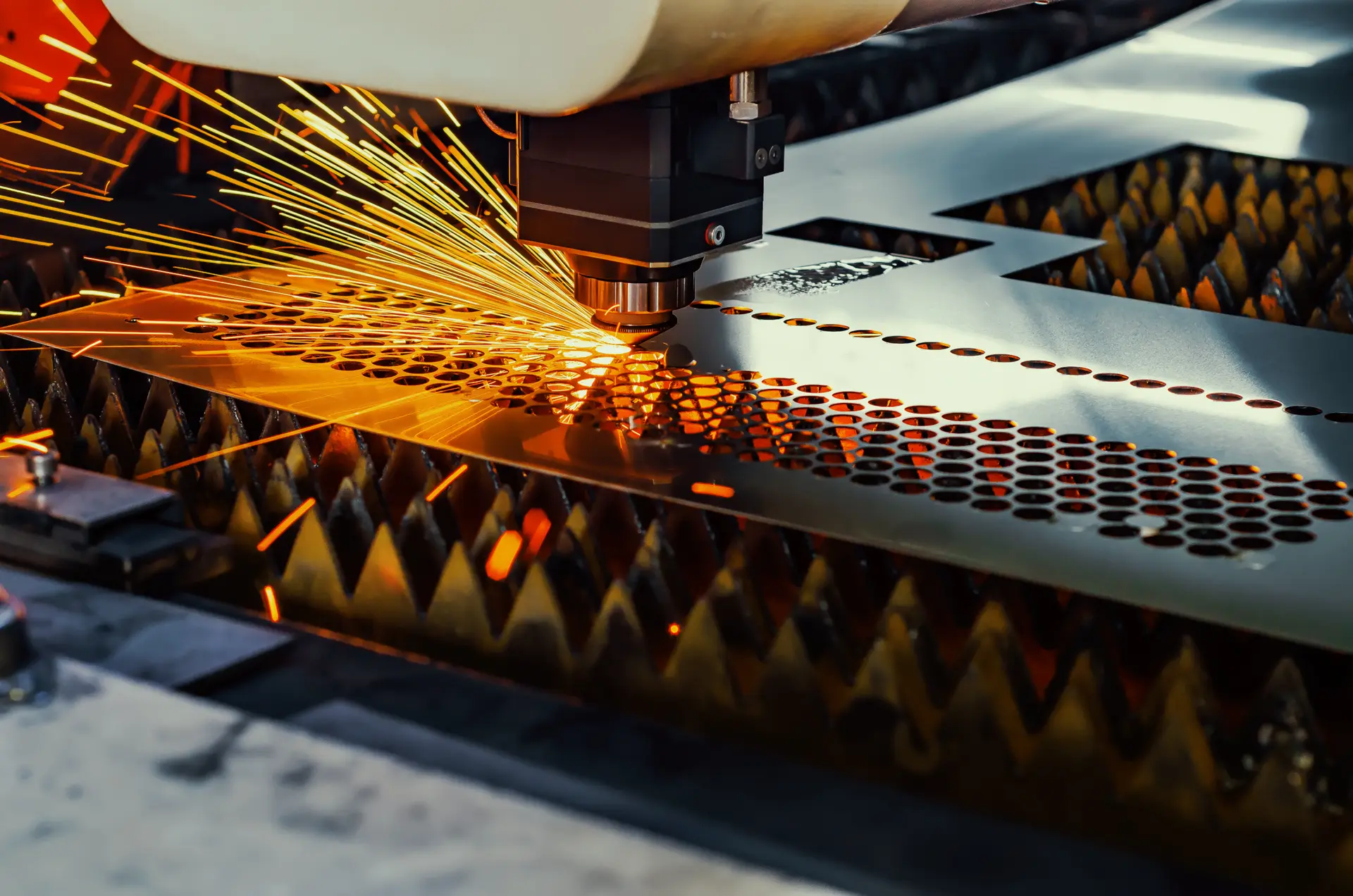 cnc laser cutting sparks