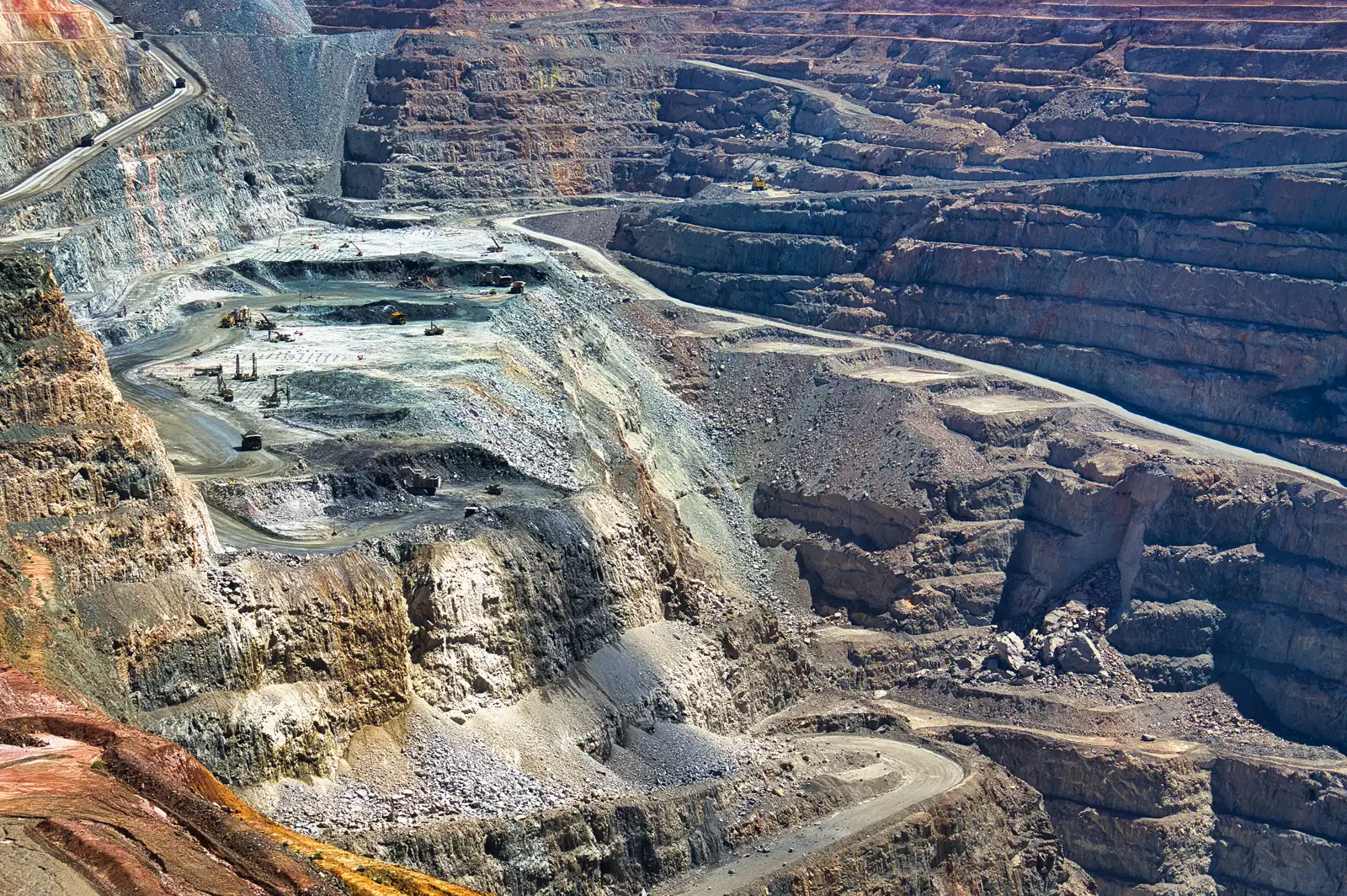 open cut mine super pit wa